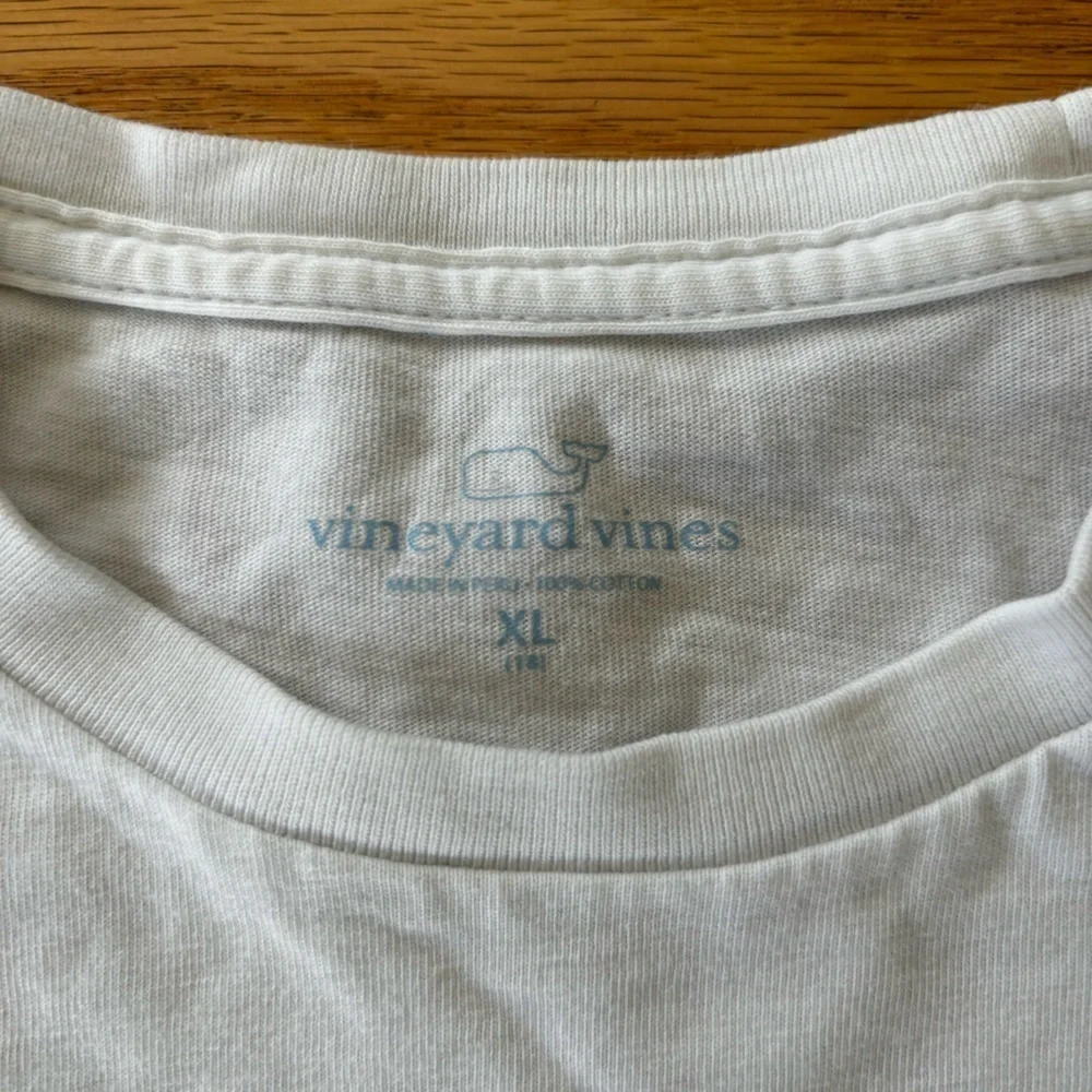 Vineyard Vines White Kids Long Sleeves T-Shirt - size XL - Picture 3 of 7